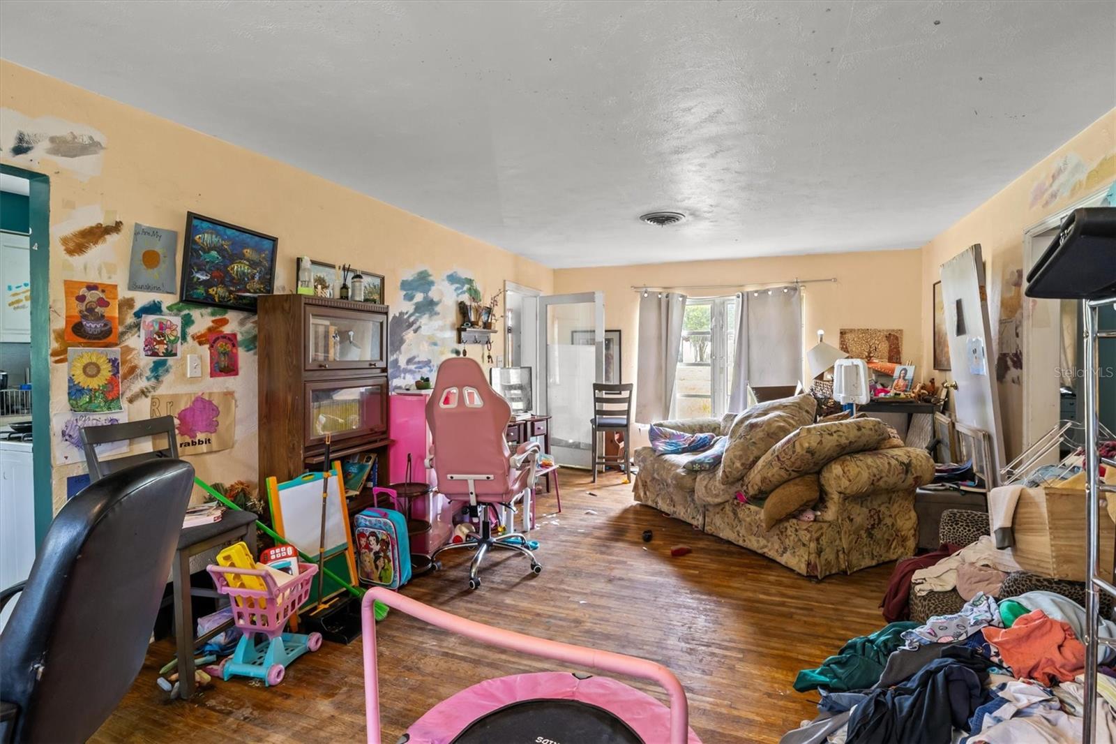 LAKE HUNTER TERRACE - Residential