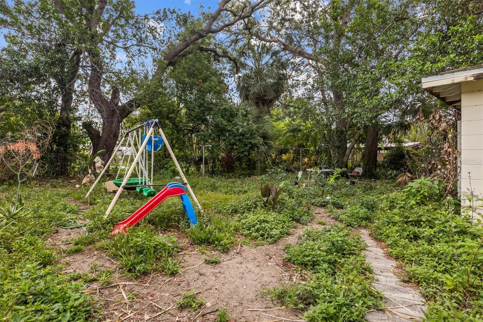 LAKE HUNTER TERRACE - Residential