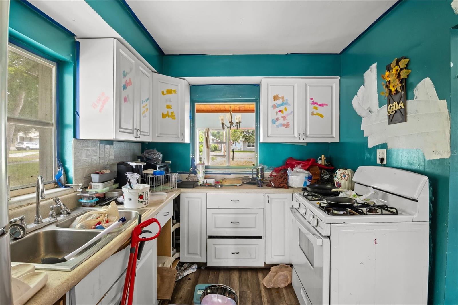 LAKE HUNTER TERRACE - Residential