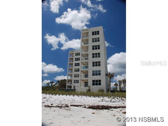 Palm House Condo - Residential