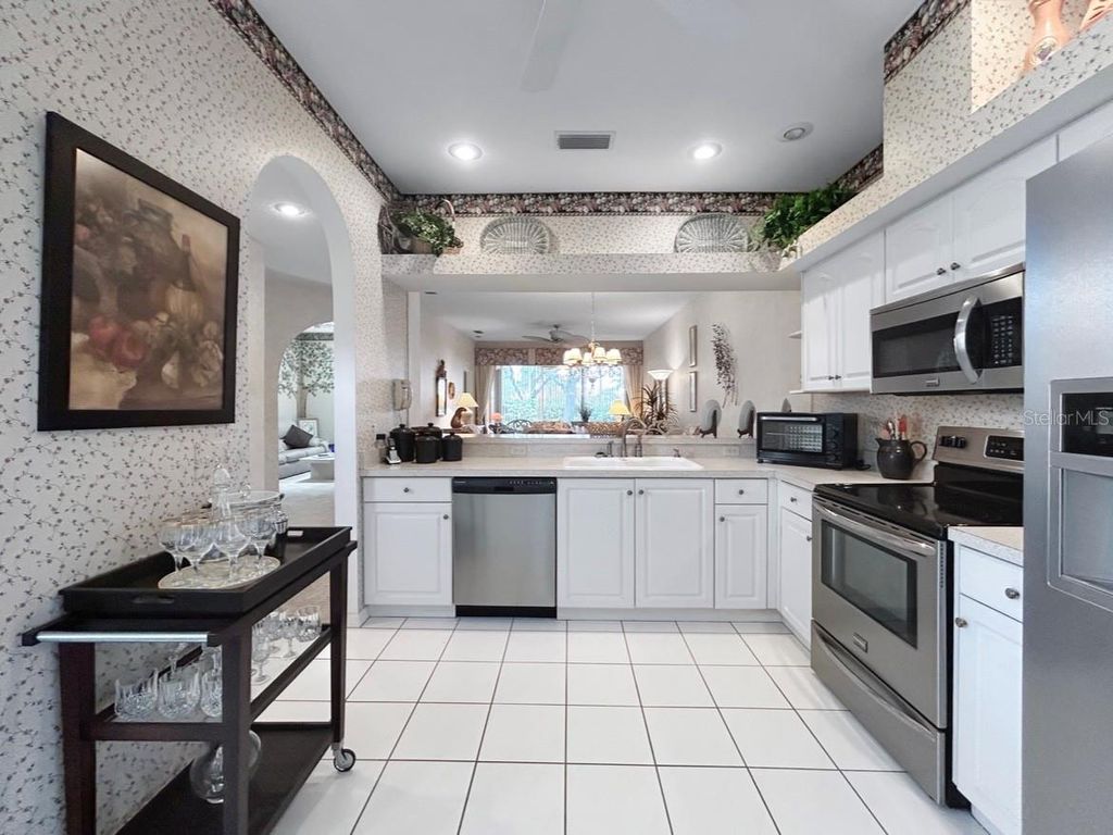 Photo of 5712 Cottonwood Street, Bradenton, FL 34203 (MLS # A4641249)