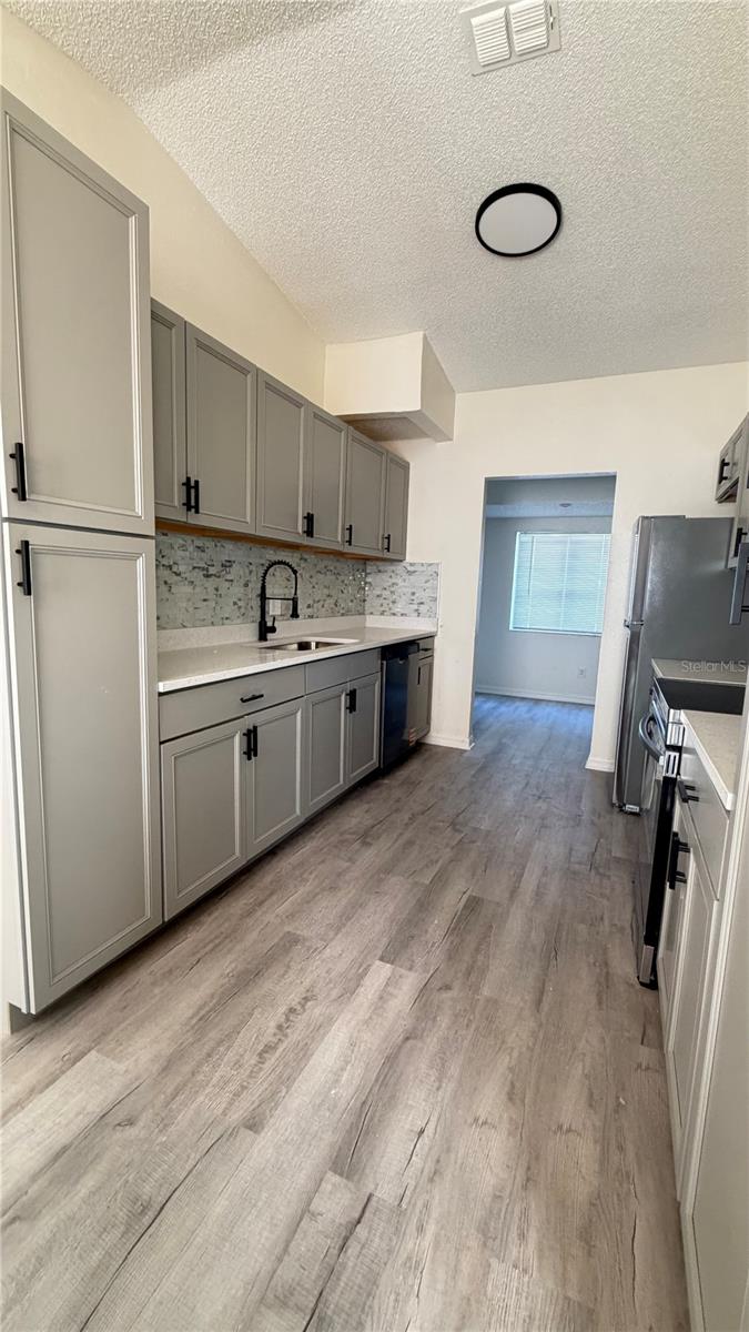 8365 MATTITUCK CIRCLE