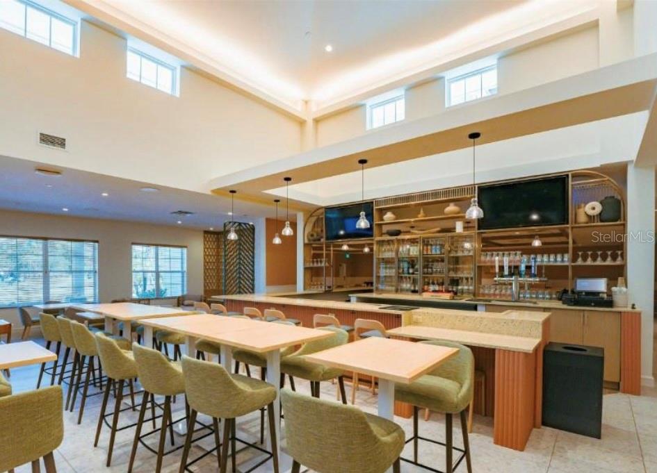 SUNSET WALK HOTEL CONDO PH 1 - Residential