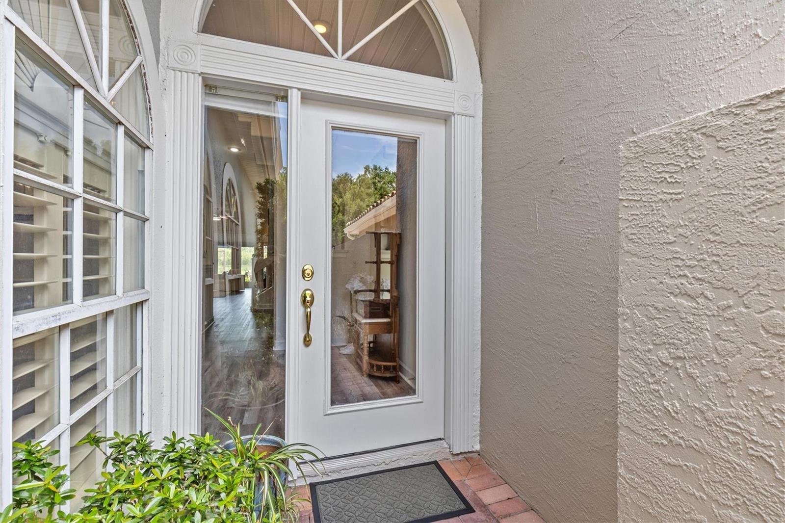1622 LAGO VISTA BOULEVARD