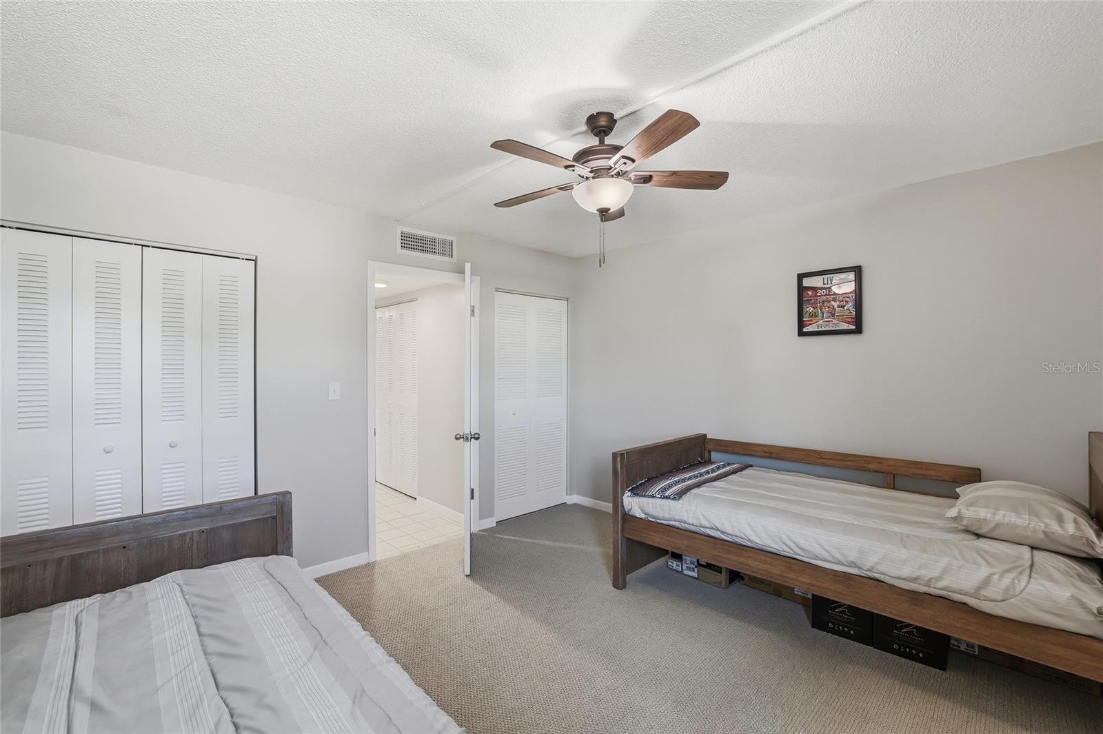 THREE PALMS POINTE CONDO - Residential