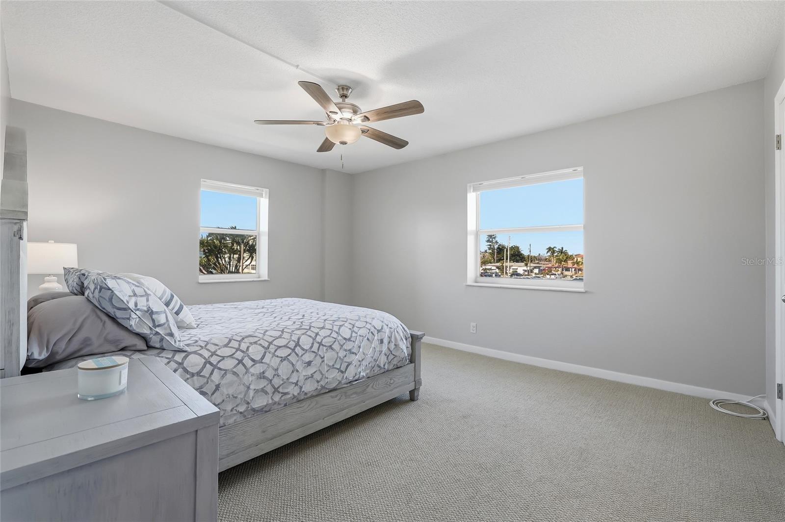 THREE PALMS POINTE CONDO - Residential