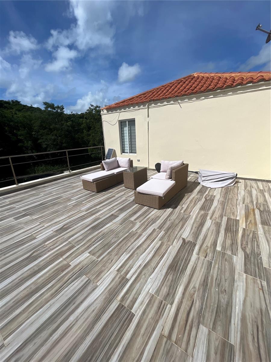 ROBLE VALLEY - Residential