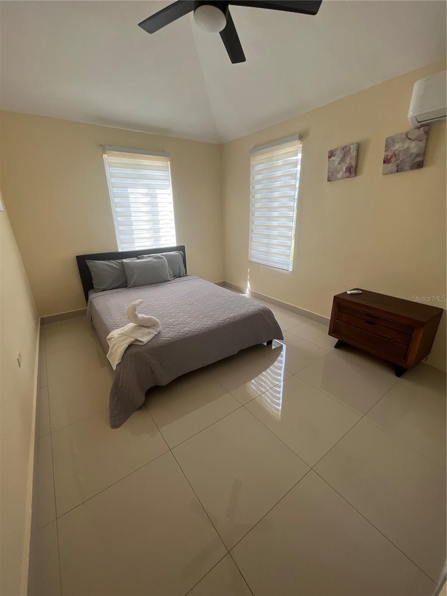 ROBLE VALLEY - Residential