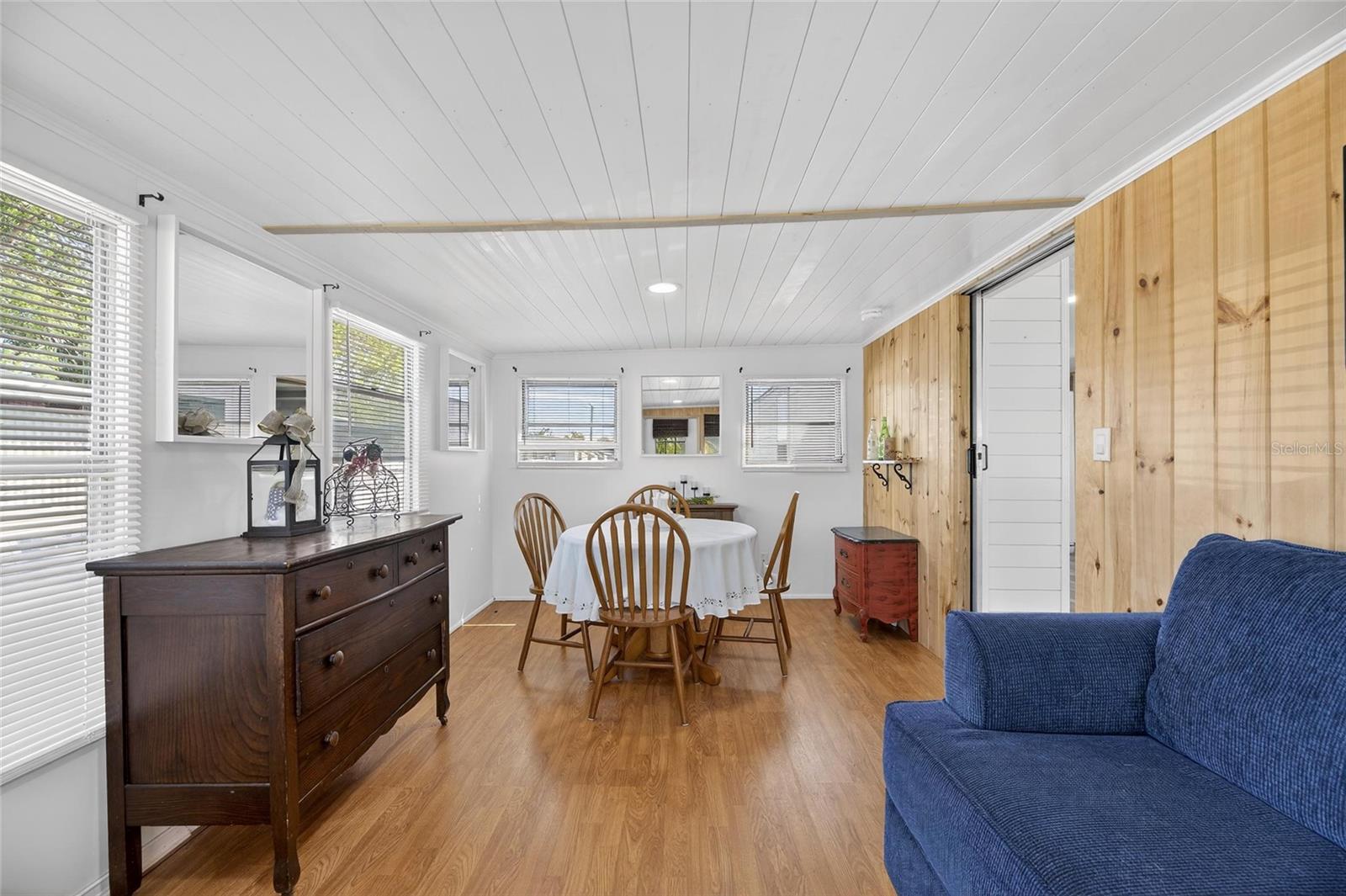 BETMAR ACRES - Residential