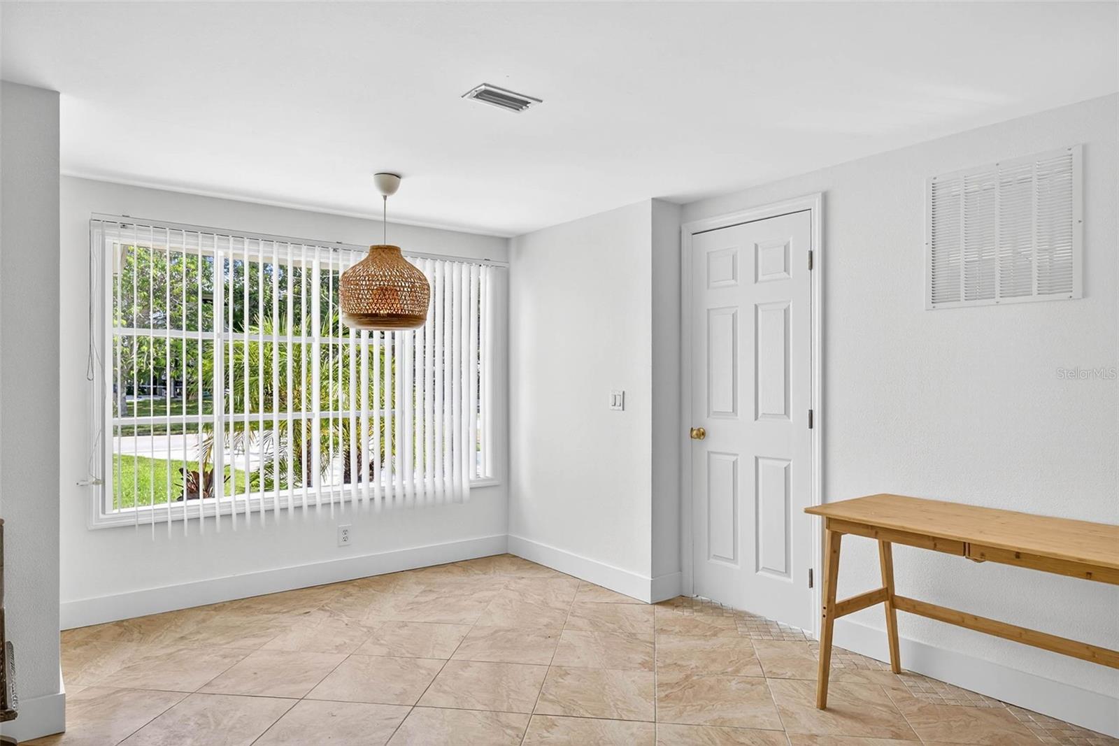 COLLURA SUB 1ST ADD - Residential Lease