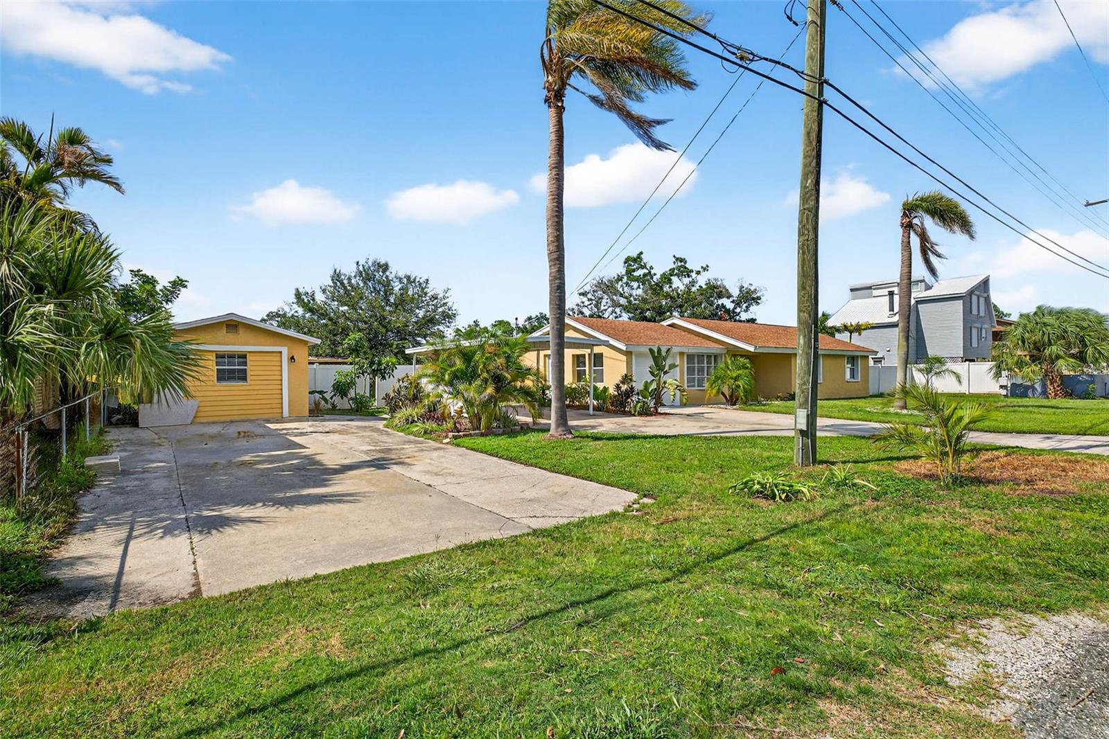 COLLURA SUB 1ST ADD - Residential Lease