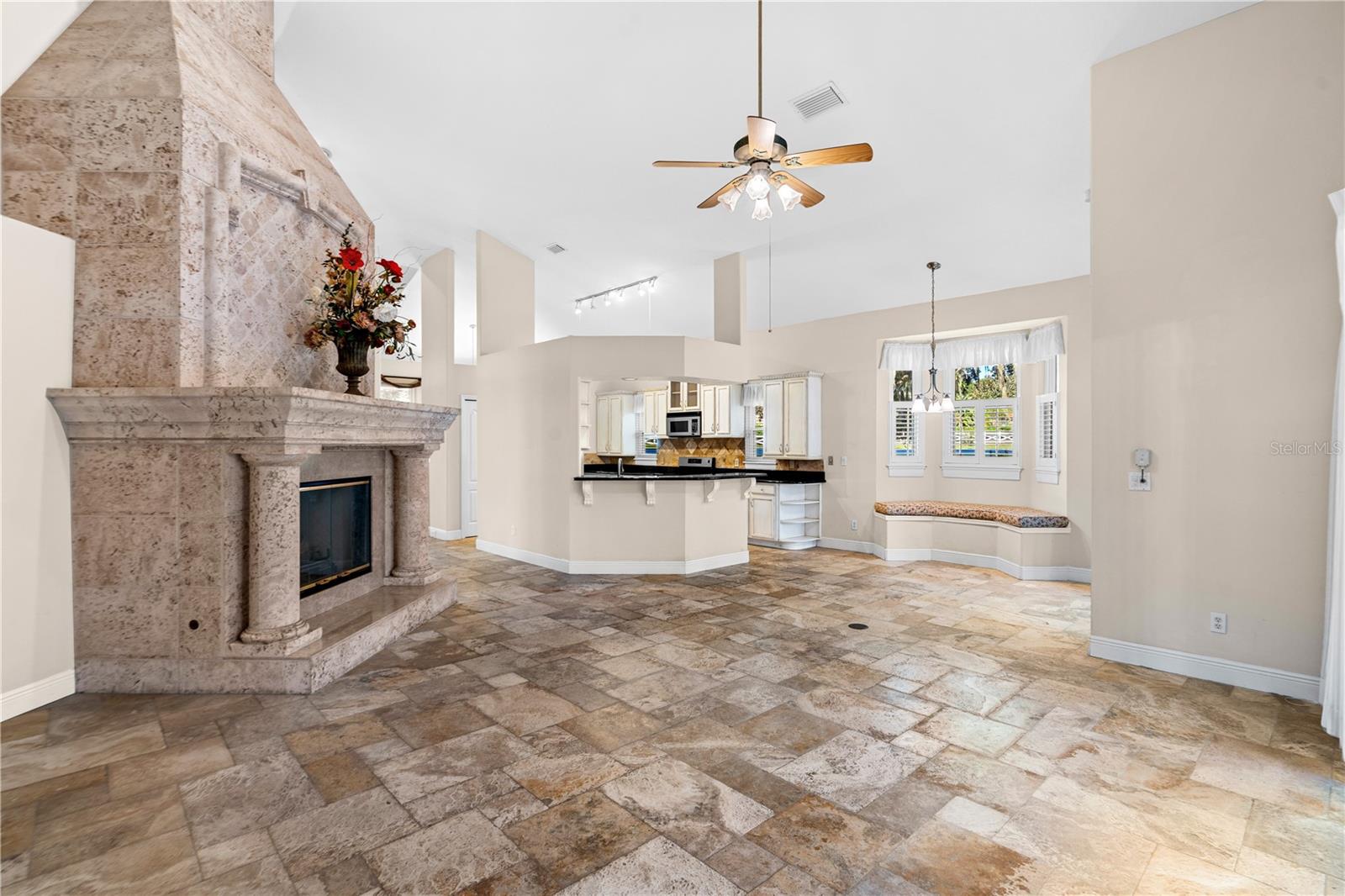 MONTE VISTA PARK FARMS #25 - Residential