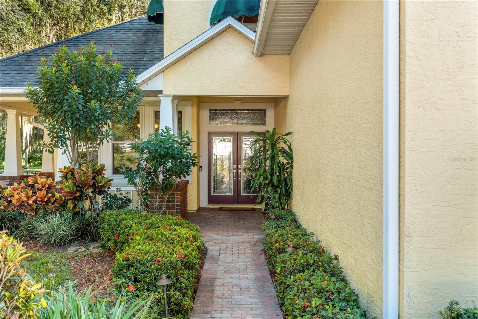 10417 LAKE LOUISA ROAD