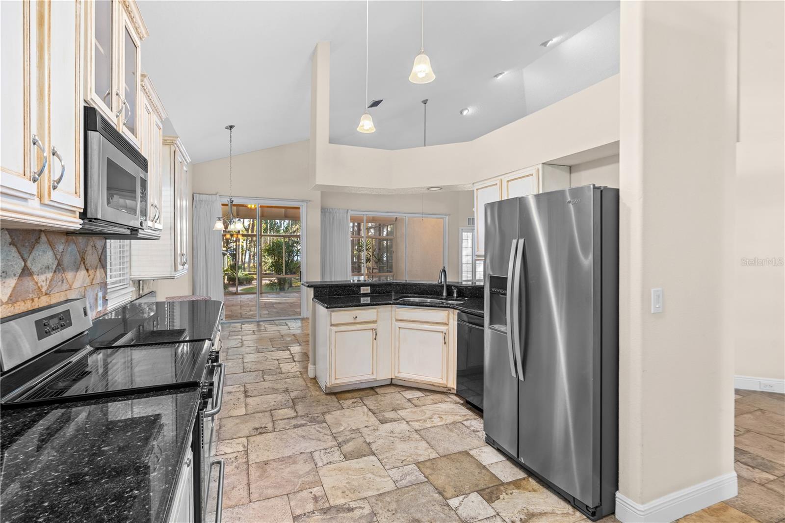 MONTE VISTA PARK FARMS #25 - Residential