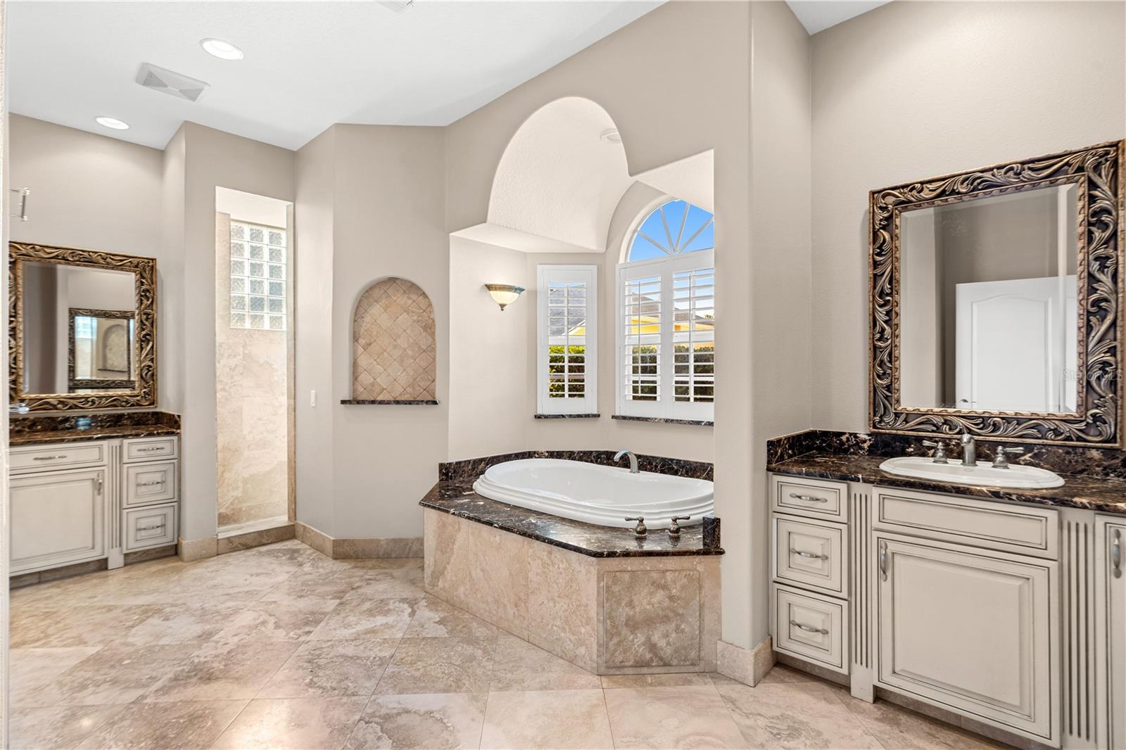 MONTE VISTA PARK FARMS #25 - Residential