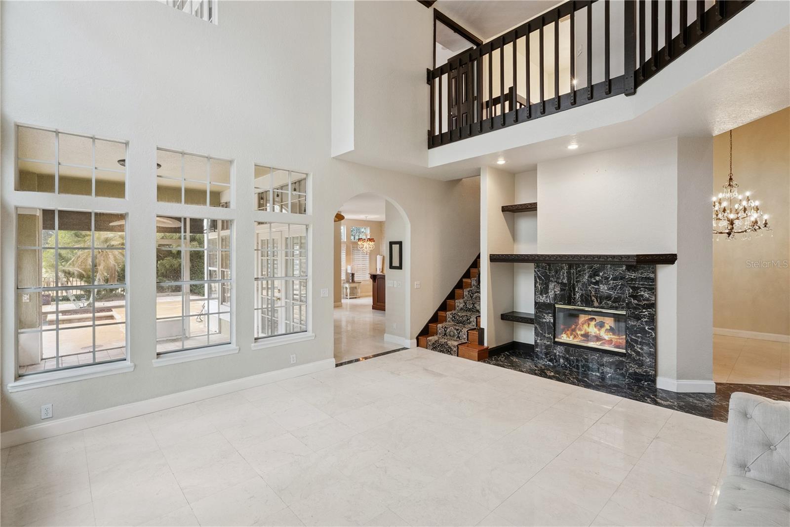 1258 GLENCREST DRIVE