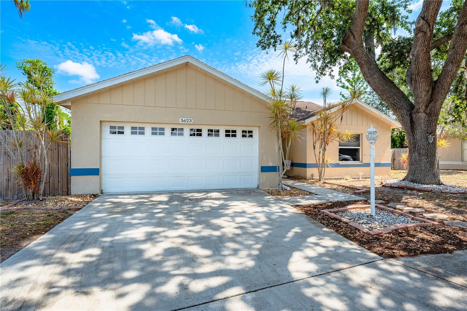 5623 WILDE OAK WAY