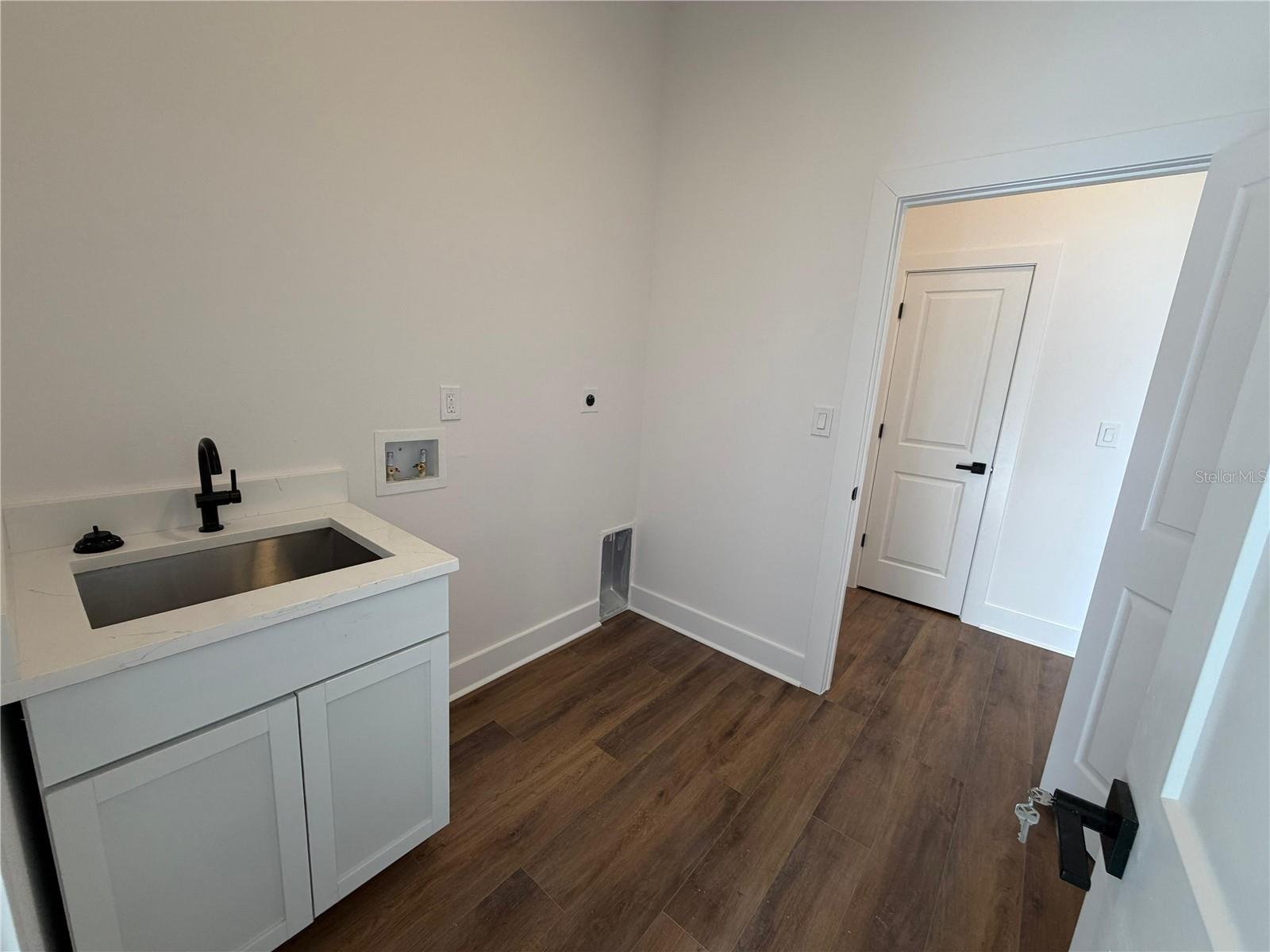 LAUREL RIDGE 02 - Residential