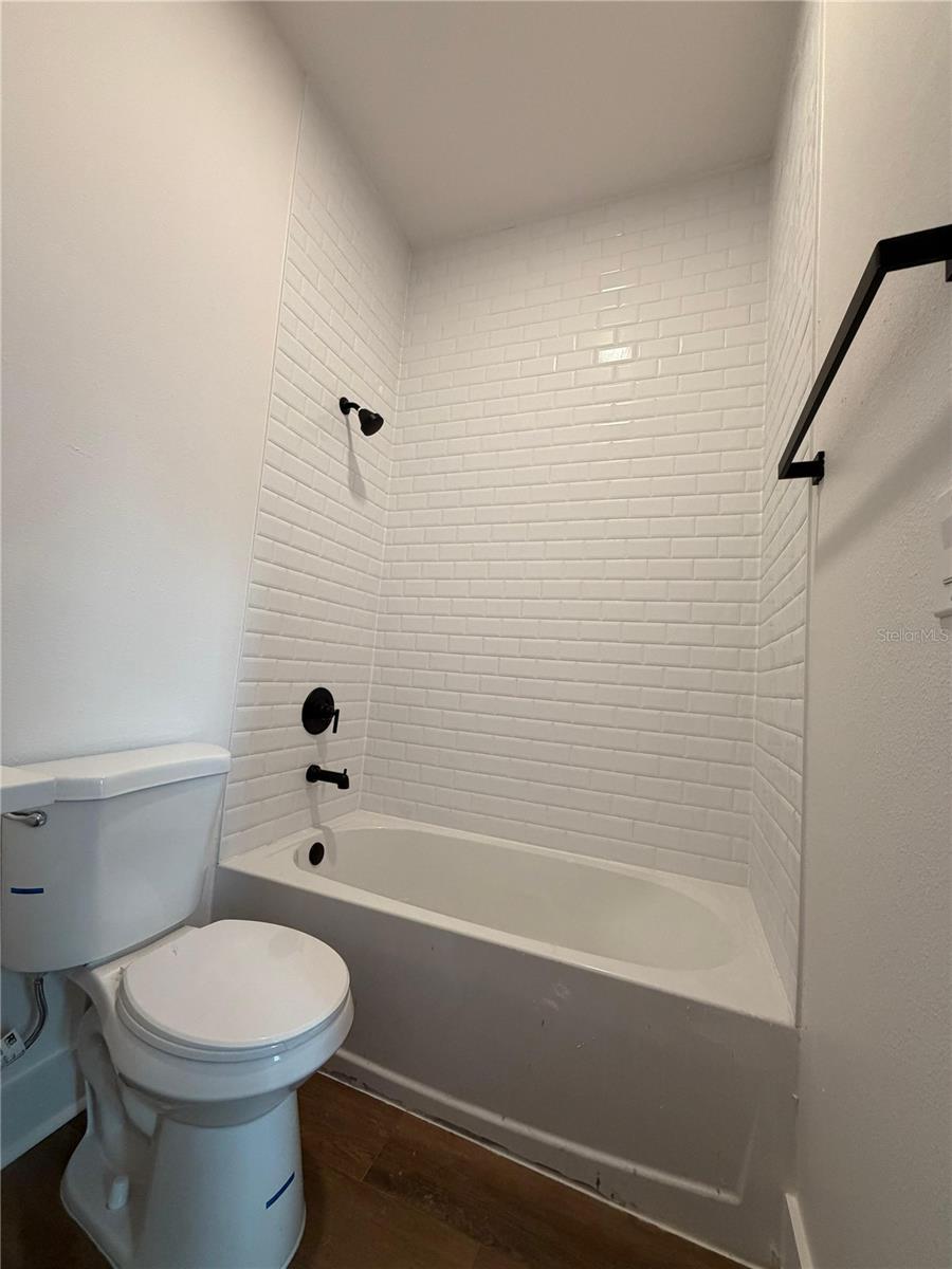 LAUREL RIDGE 02 - Residential