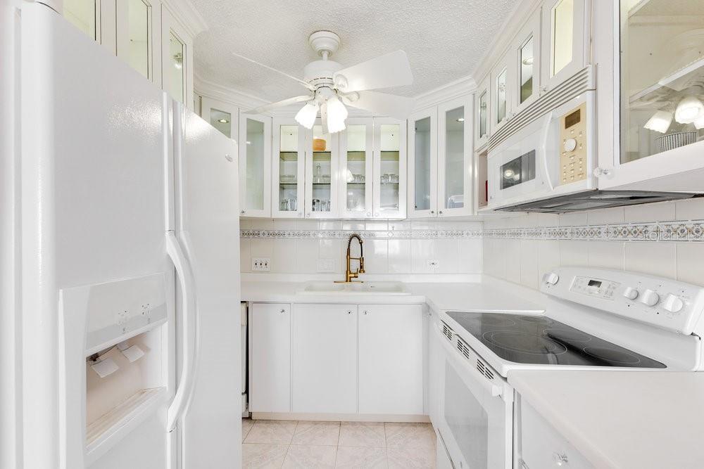 CONDOMINIO TROPICANA - Residential Lease