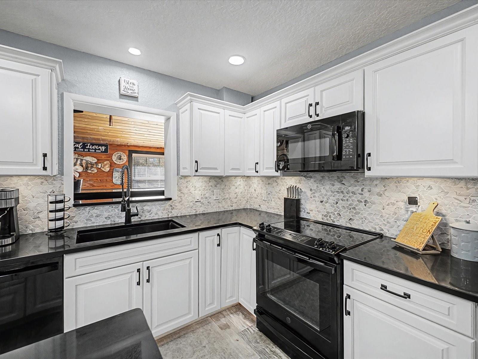 SPRING LAKE AREA - Residential