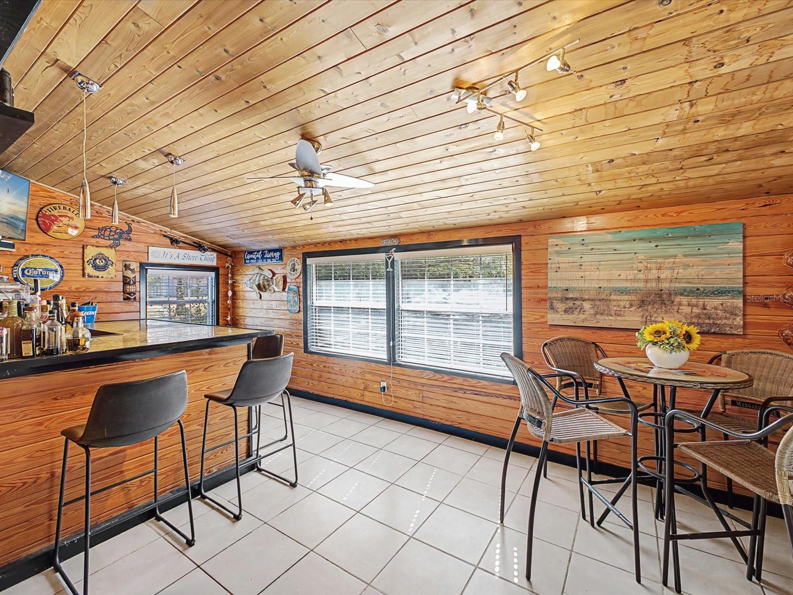 SPRING LAKE AREA - Residential