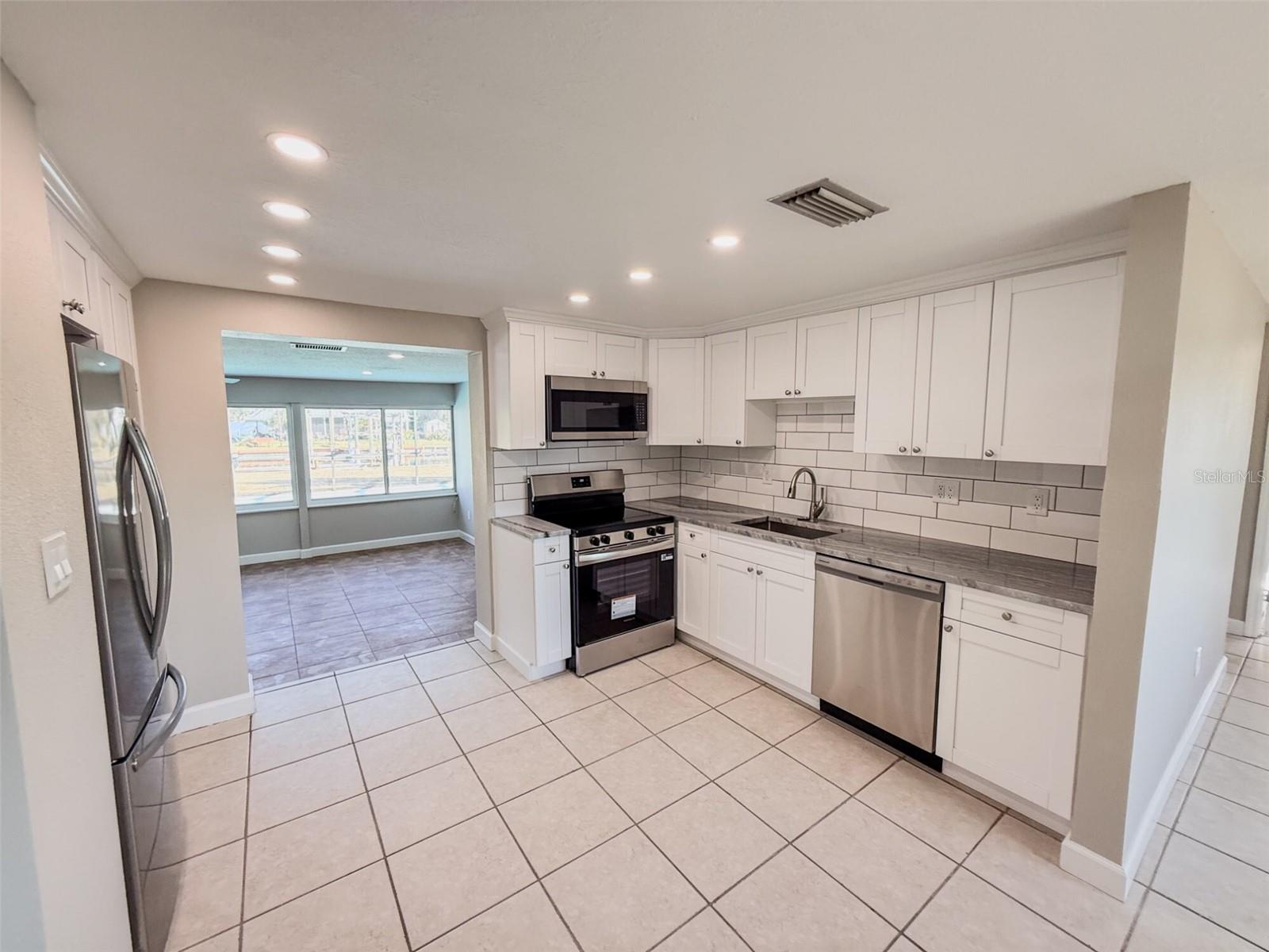 UNPLATTED - Residential Lease