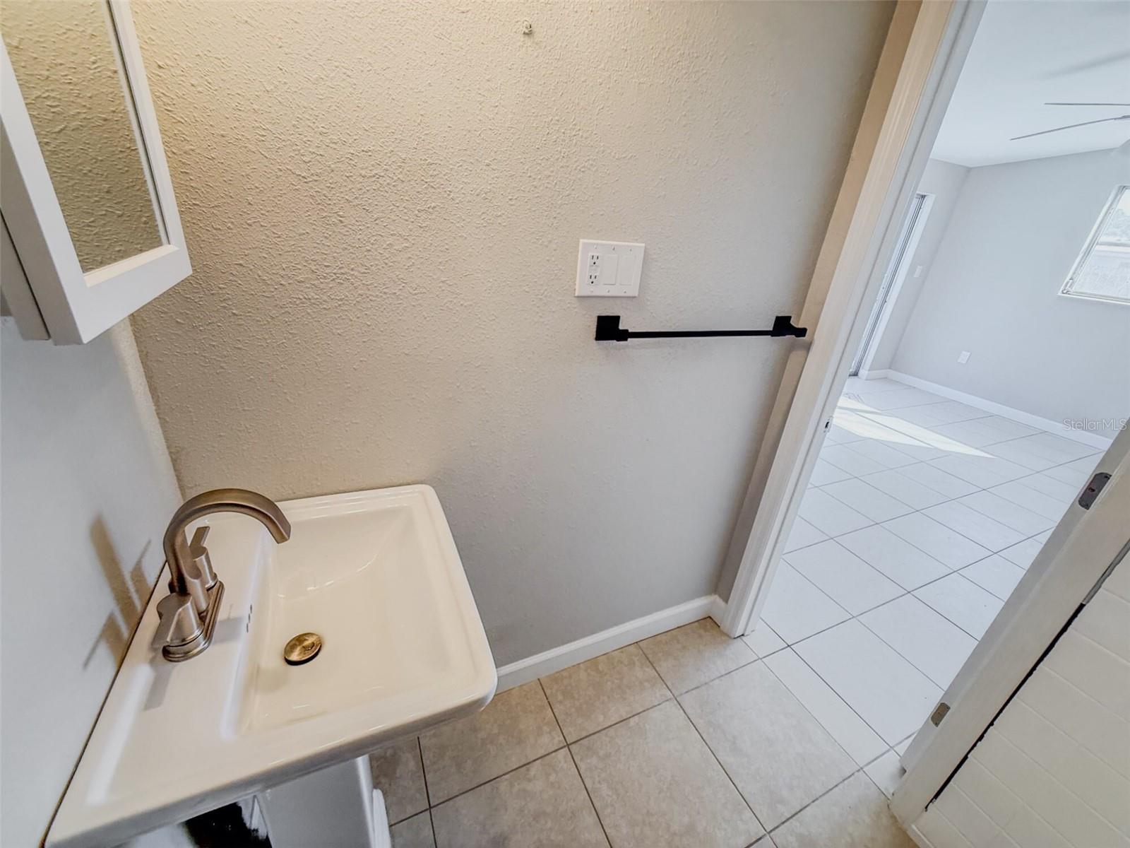 UNPLATTED - Residential Lease