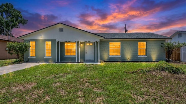 1726 CORDOVA CIR W, LAKELAND, FL 33801 - Image f6dfbaffce874f28c1df66ff17aaee65/3077963599