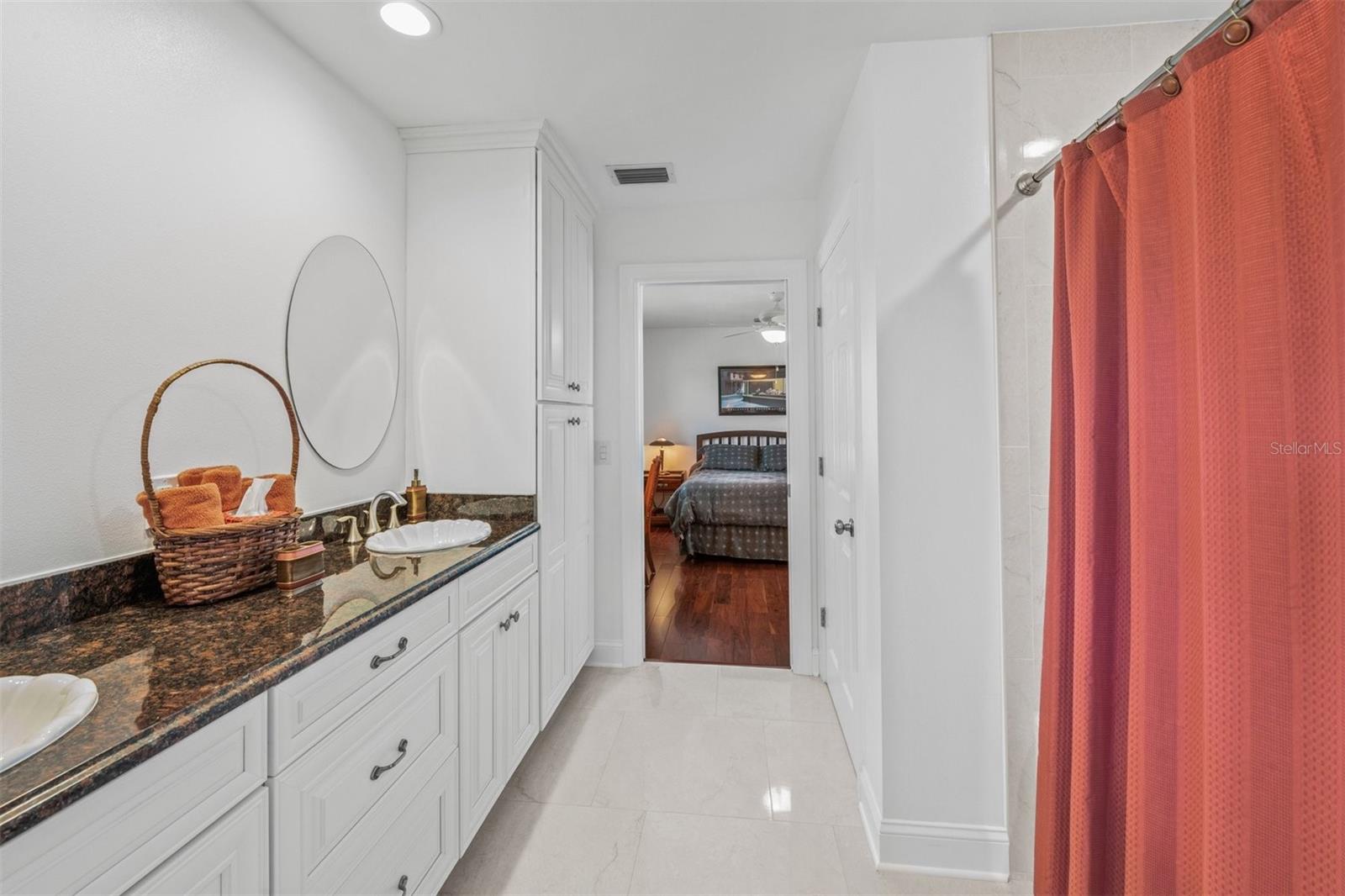 LONGBEACH REV OF R P JORDANS SUB - Residential