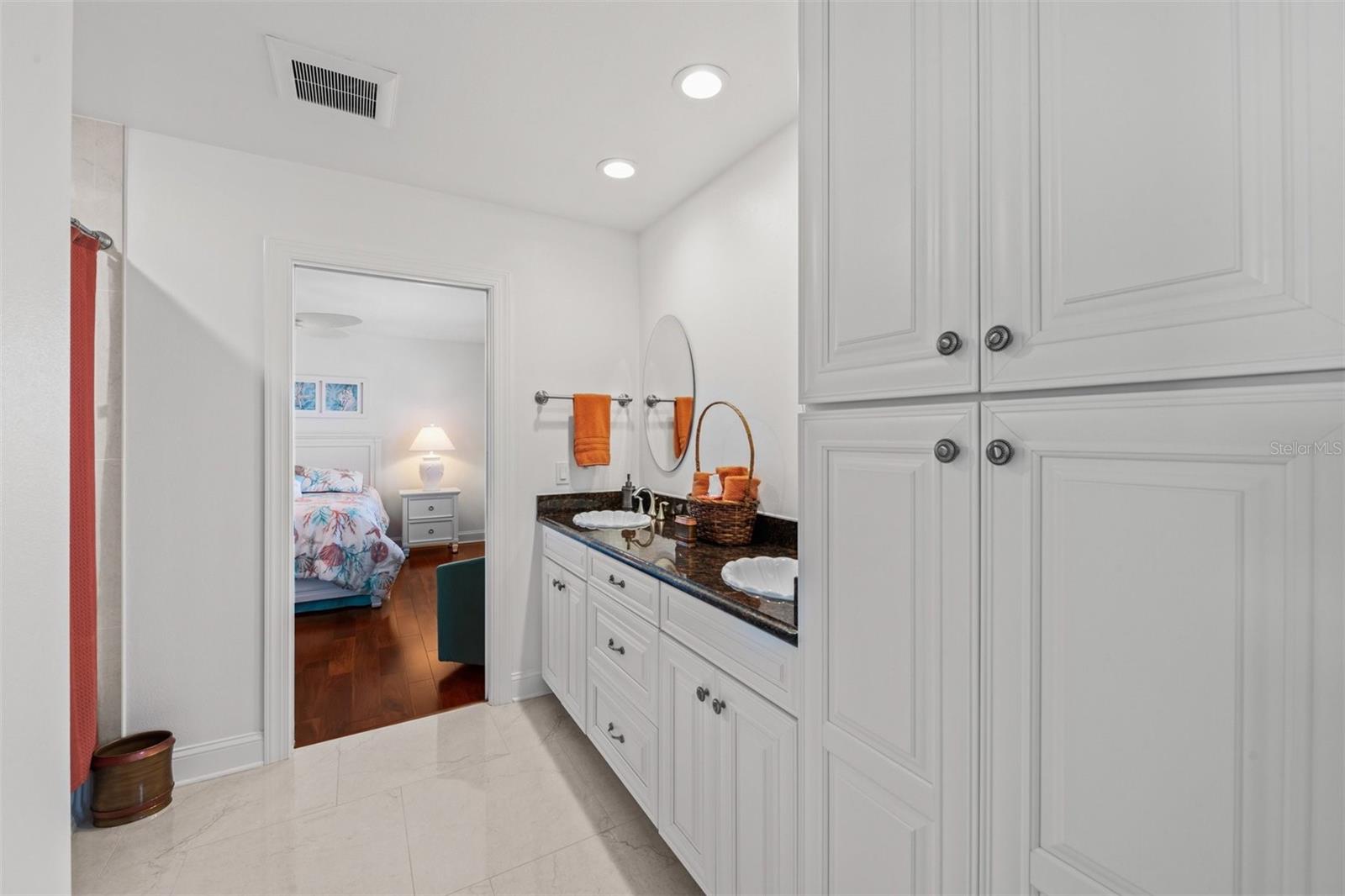 LONGBEACH REV OF R P JORDANS SUB - Residential