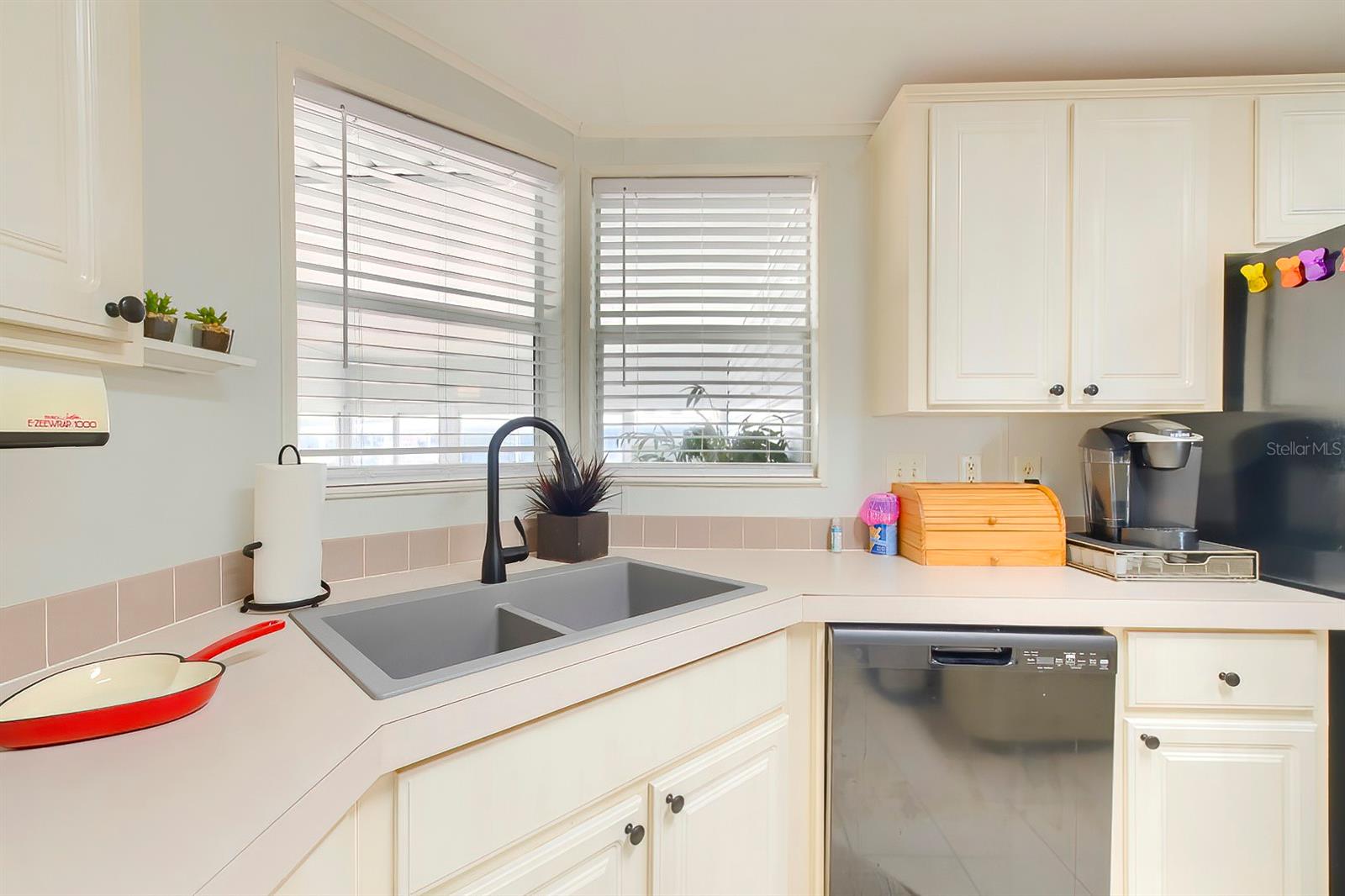 BROOKRIDGE COMMUNITY UNIT 2 BLK 13 LOT 15 - Residential