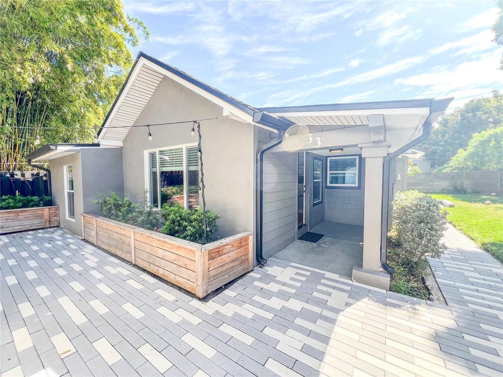 Photo of 33 N Hampton Avenue, Orlando, FL 32803 (MLS # O6426303)
