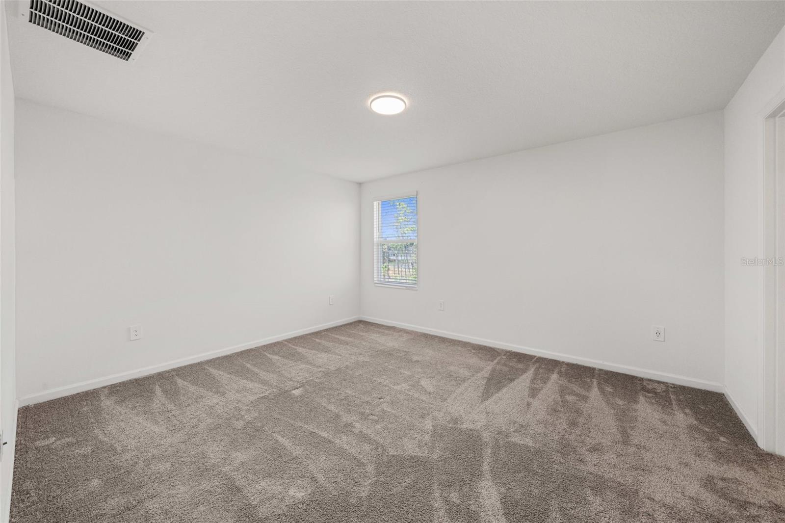 ASTONIA NORTH - Residential