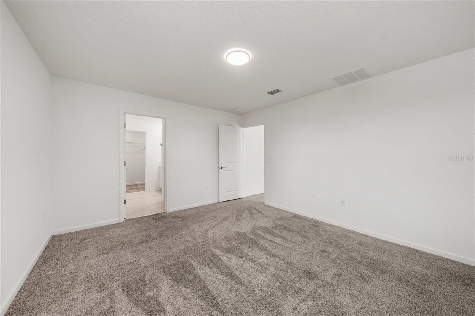 ASTONIA NORTH - Residential