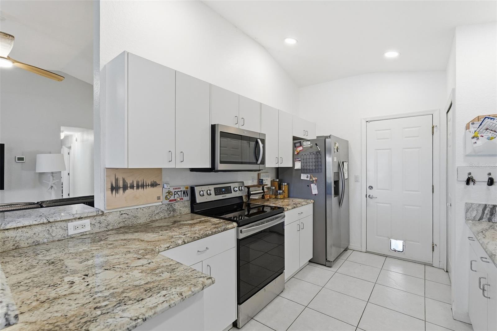 ALOHA GARDENS - Residential