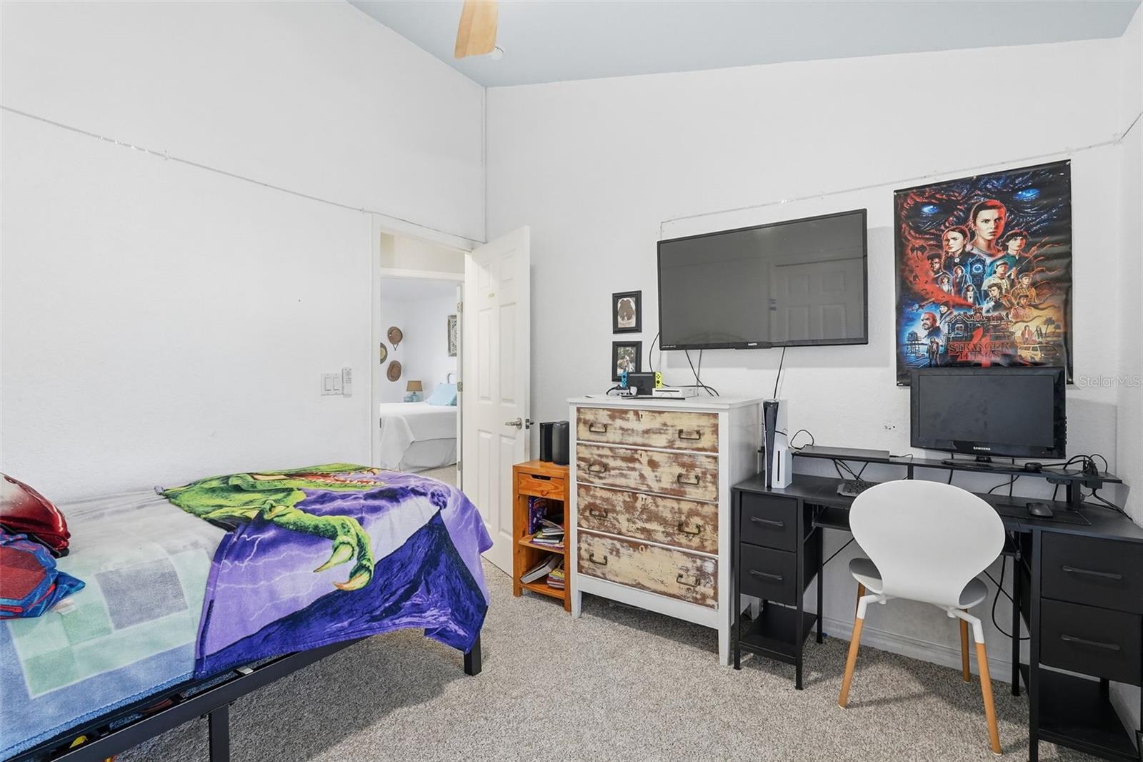 ALOHA GARDENS - Residential