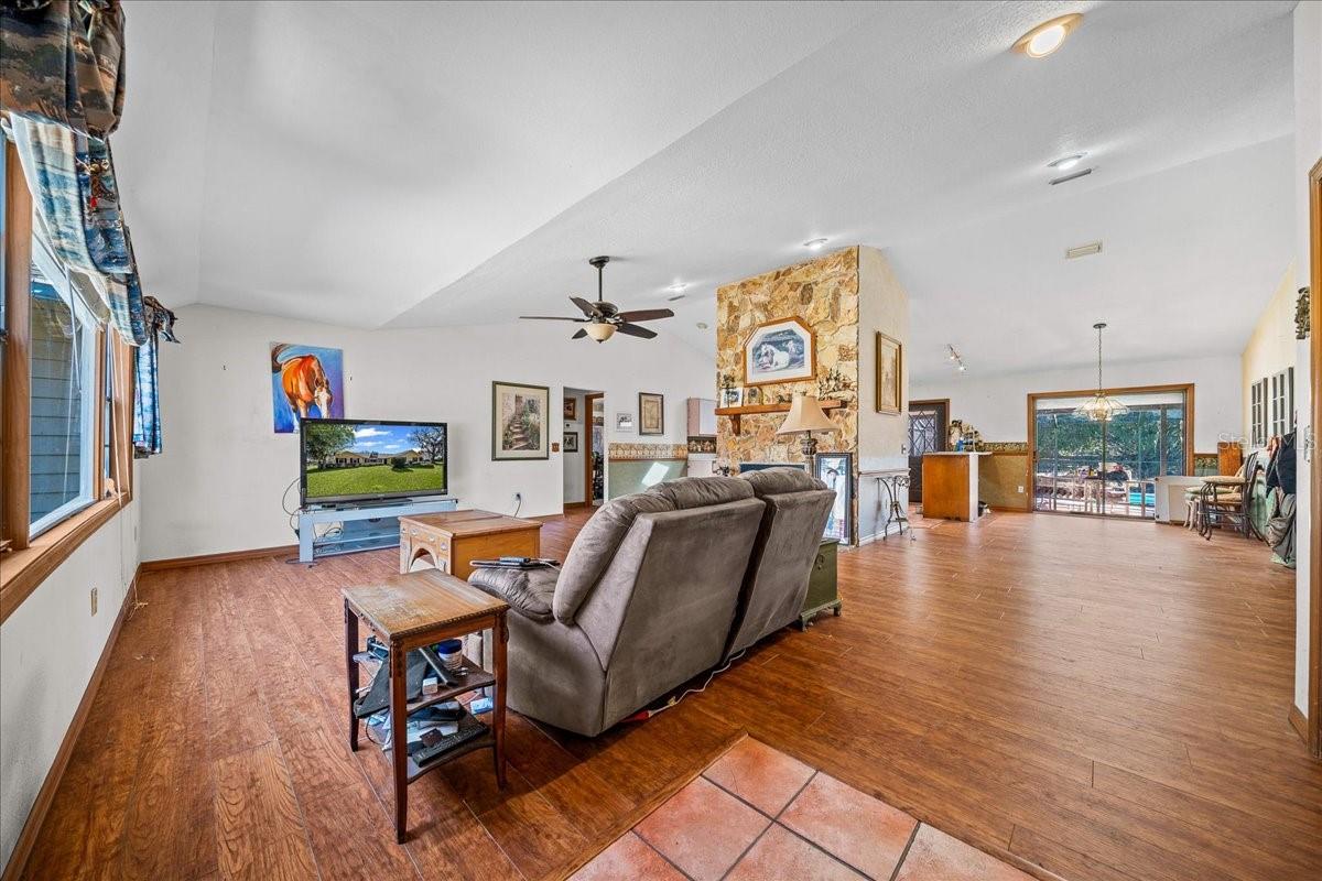 REDDING HAMMOCK - Residential