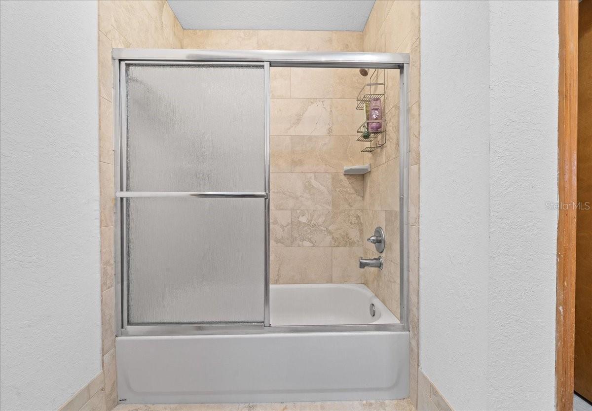 REDDING HAMMOCK - Residential