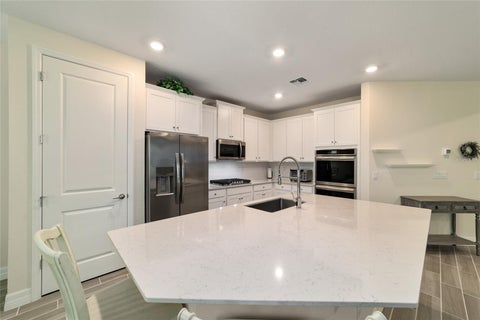 Tiny photo for 1129 SE 42nd Road, Ocala, FL 34480 (MLS # OM715164)