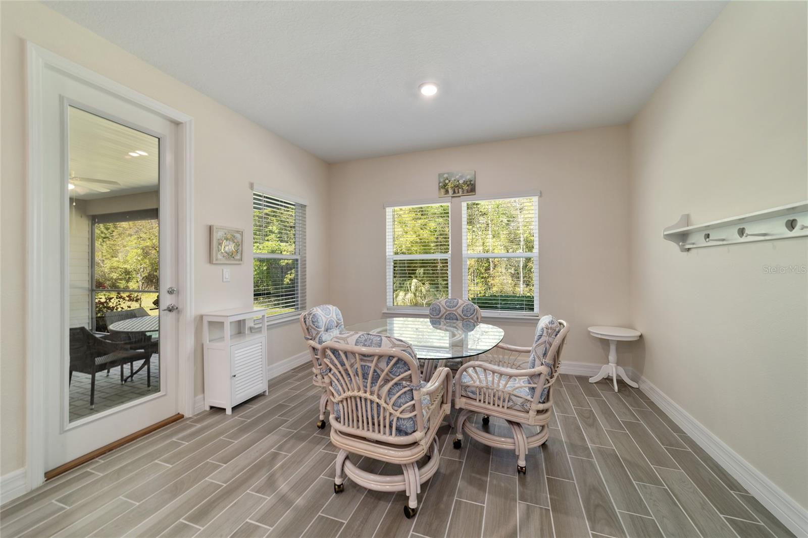 BELLECHASE OAK HAMMOCK - Residential