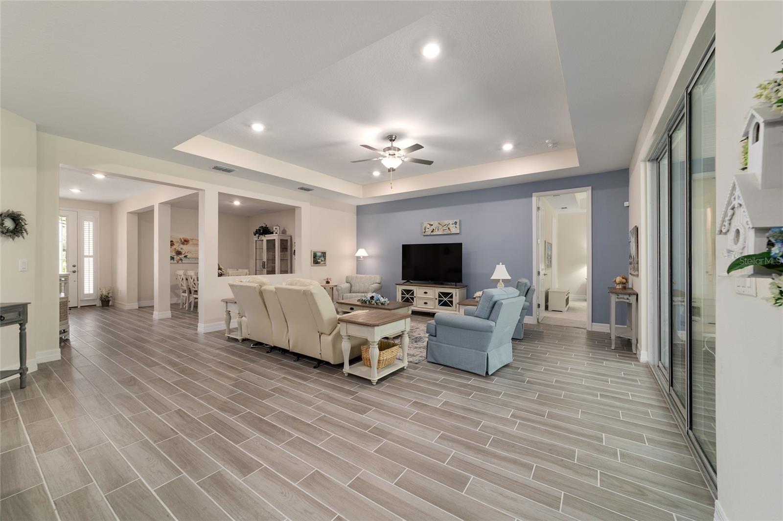 BELLECHASE OAK HAMMOCK - Residential