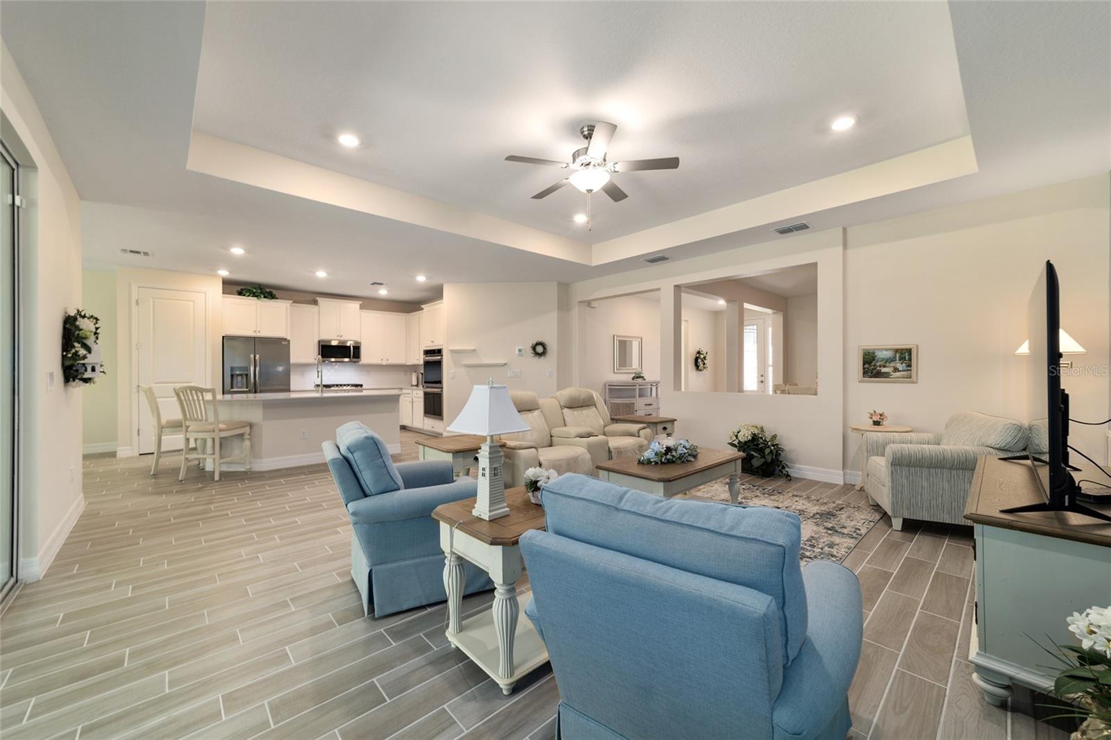 BELLECHASE OAK HAMMOCK - Residential