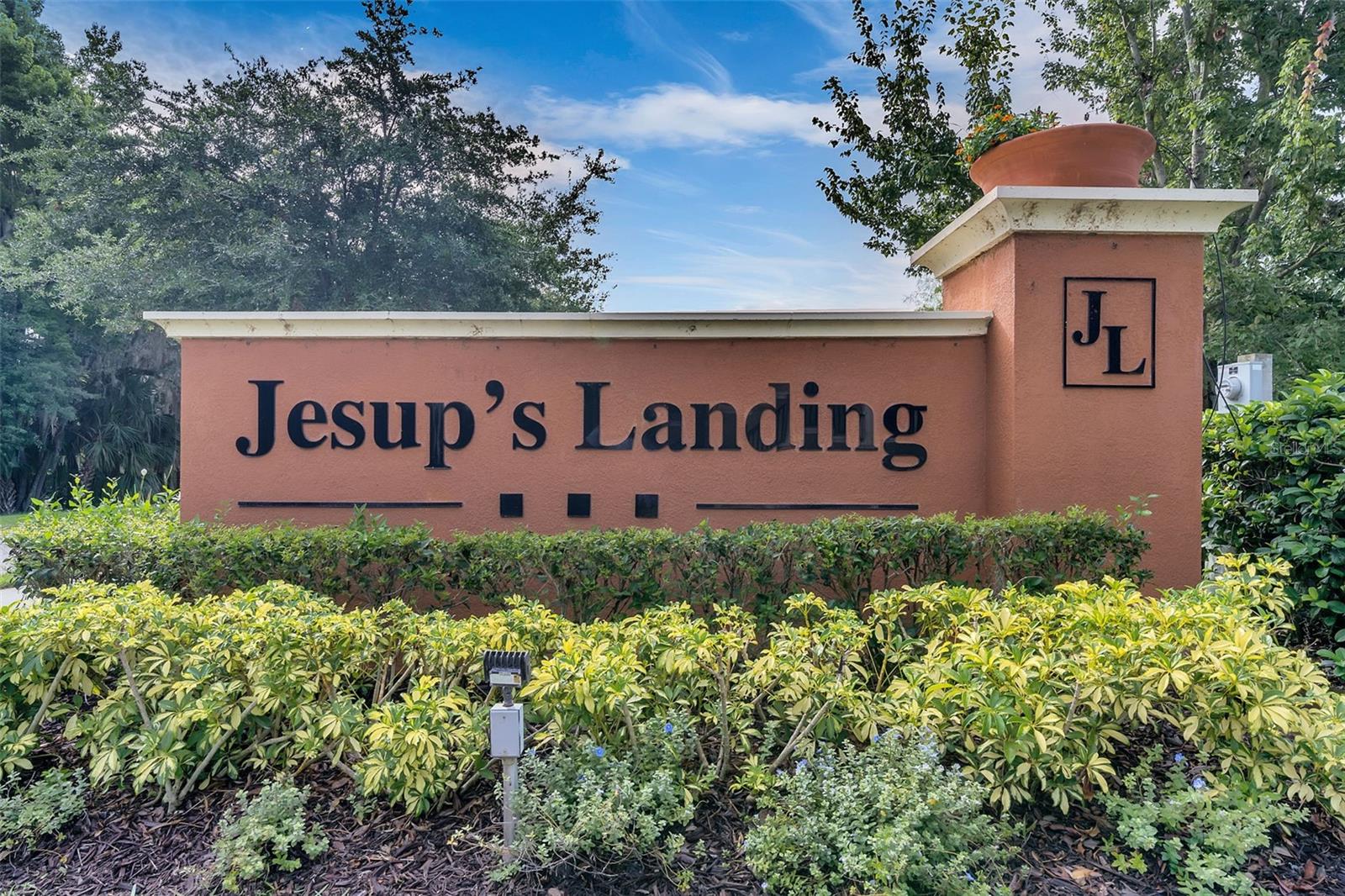 JESUPS LANDING - Residential