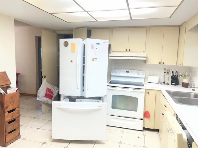 POINT PINELLAS HEIGHTS - Residential