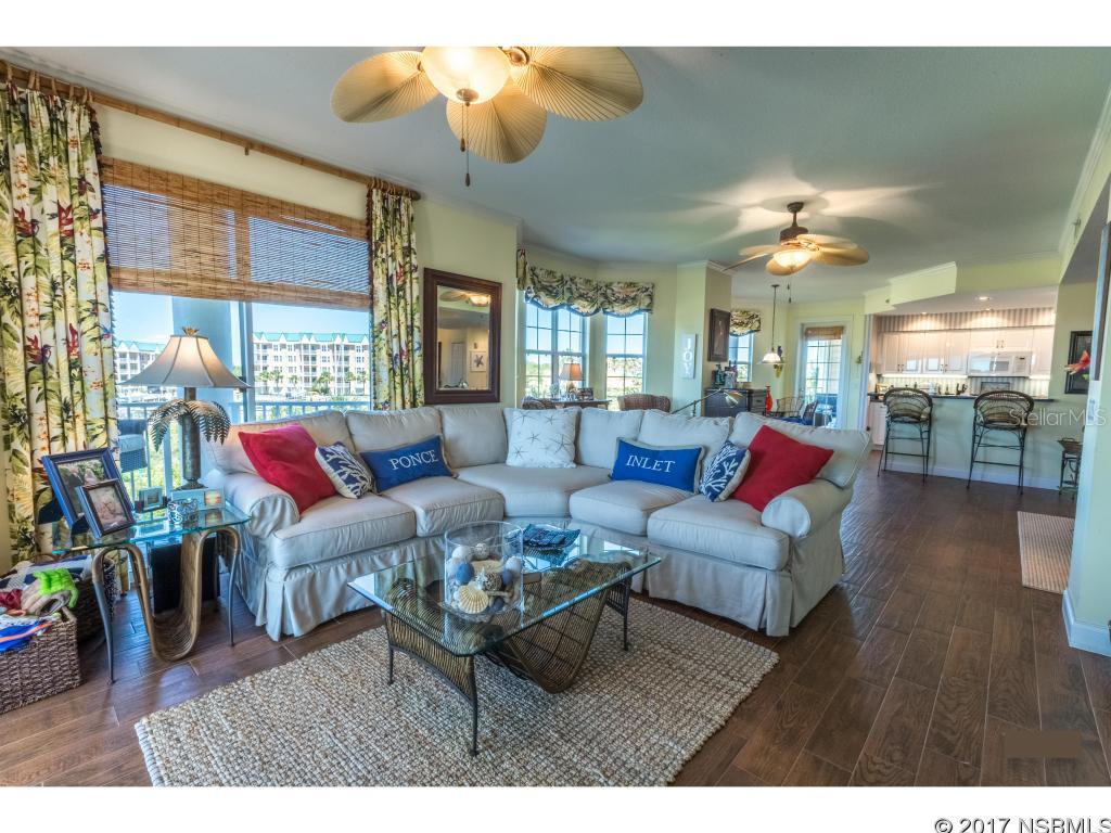 Harbour House At Harbour Village - Residential