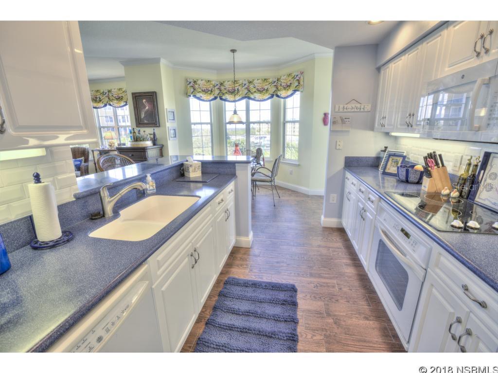 Harbour House At Harbour Village - Residential