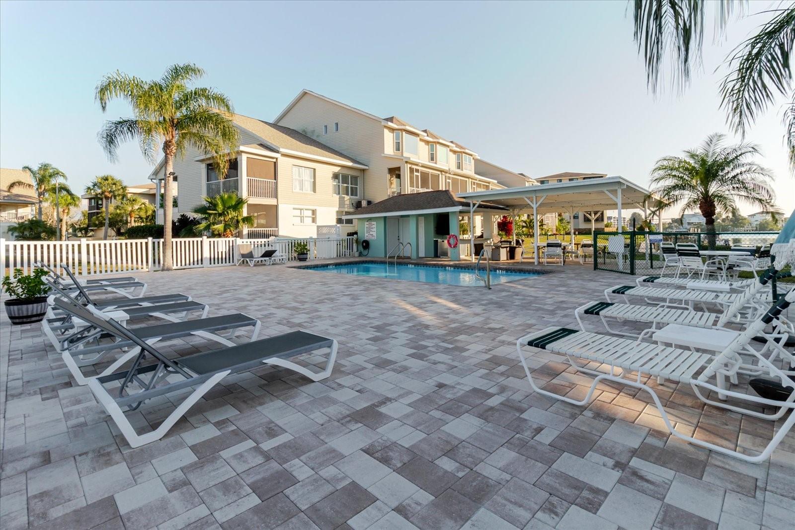 SAND PEBBLE POINTE CONDO 01 AMD 02 - Residential