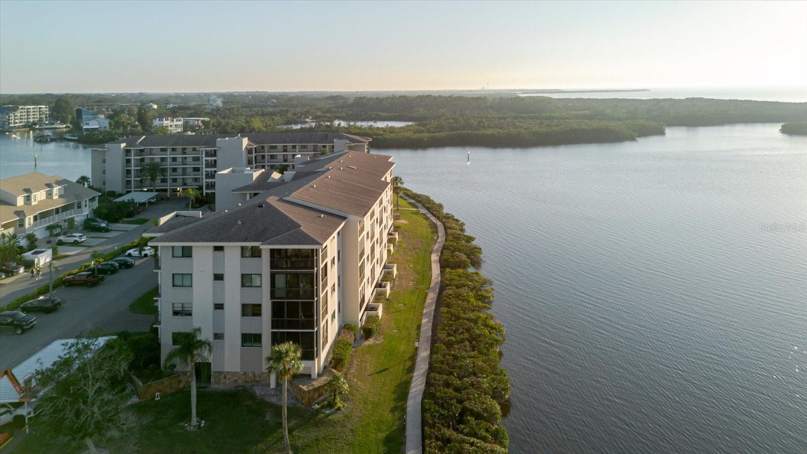 SAND PEBBLE POINTE CONDO 01 AMD 02 - Residential
