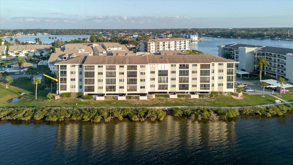 8211 BRENT ST APT 828, PORT RICHEY, FL 34668 - Image f6e2a5949fc72cd799c2af132aeb3def/2063810183
